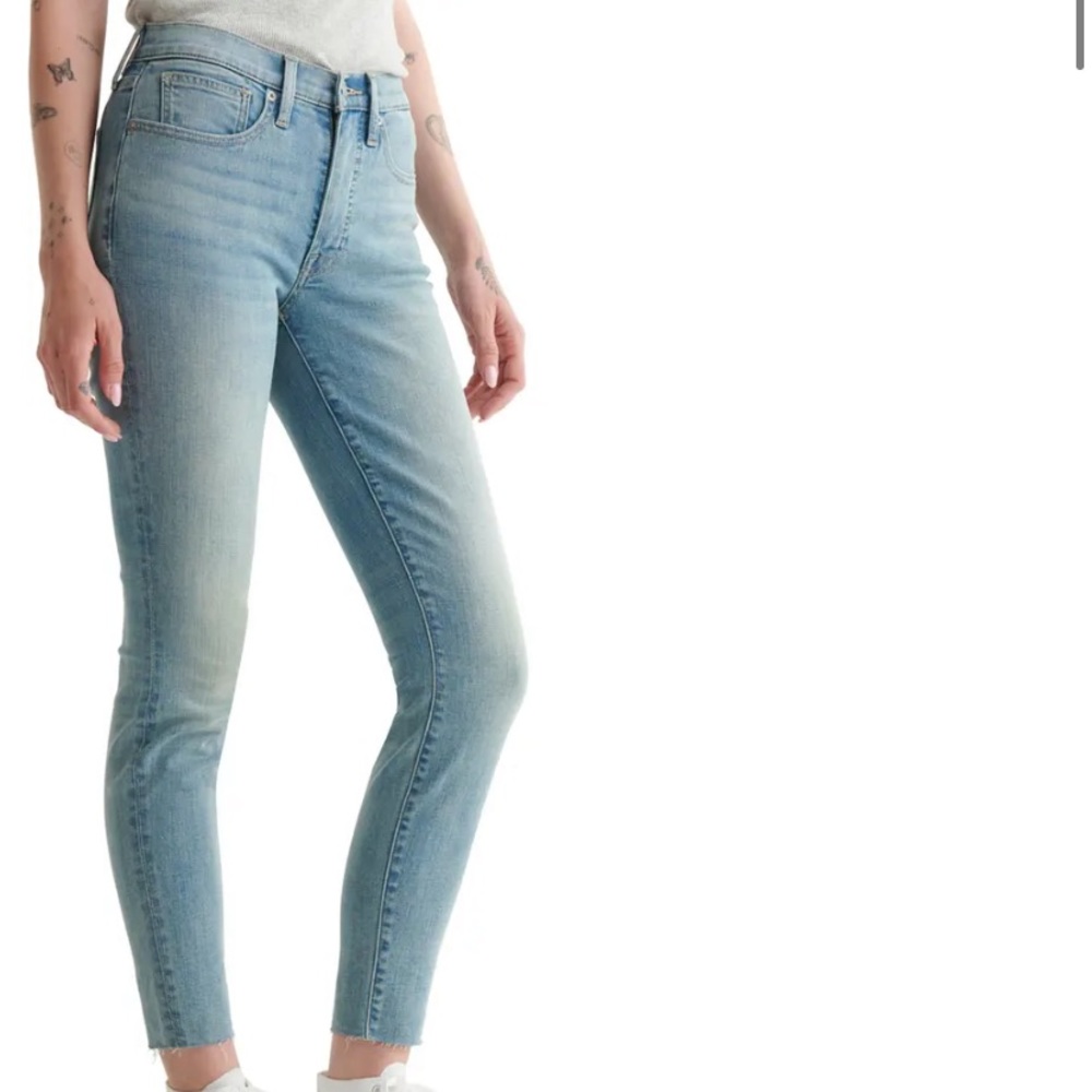 Lucky brand raw hem skinny jeans size 6